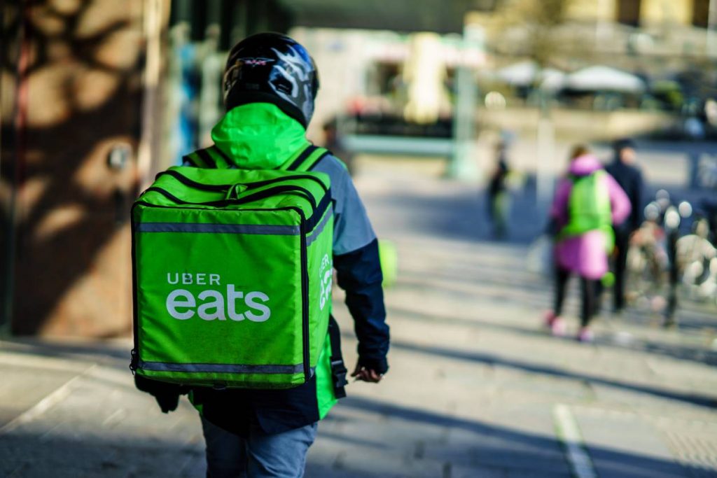Livreur Uber Eats à combien s